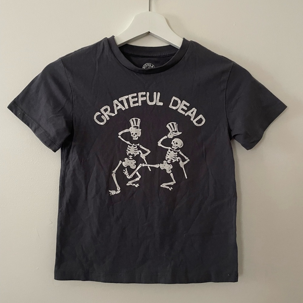 Kid’s Grateful Dead shirt EUC. Size 6-7